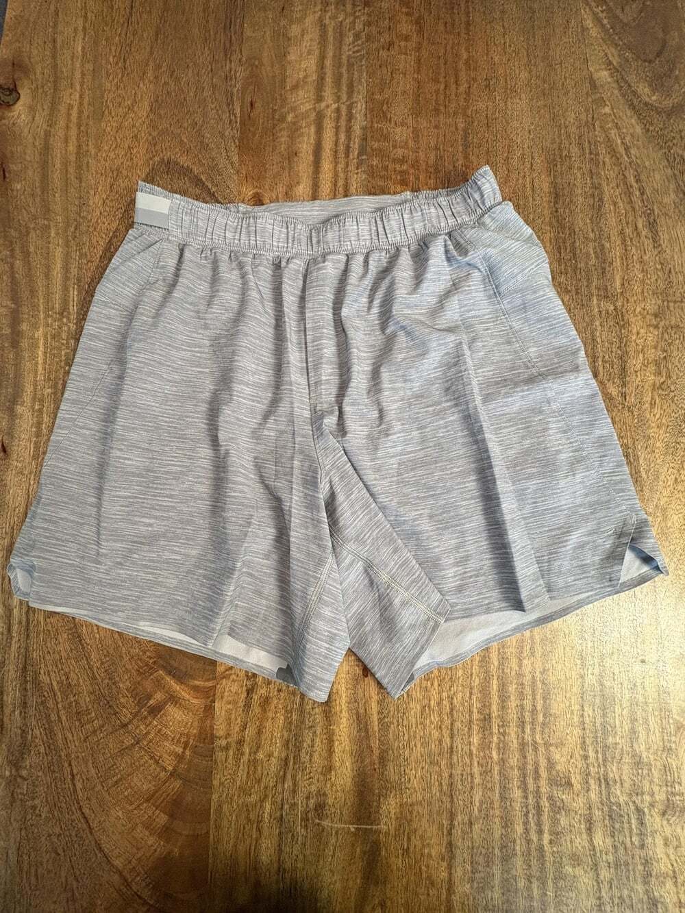 Lululemon Shorts Mens Medium Gray Surge Short 6 inch Inseam Running Gym Athletic